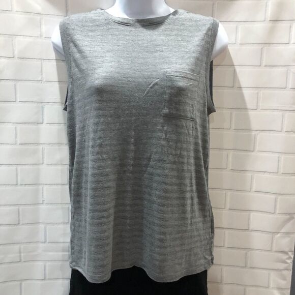 NWOT Uniqlo Striped Tank Top - Picture 2 of 5